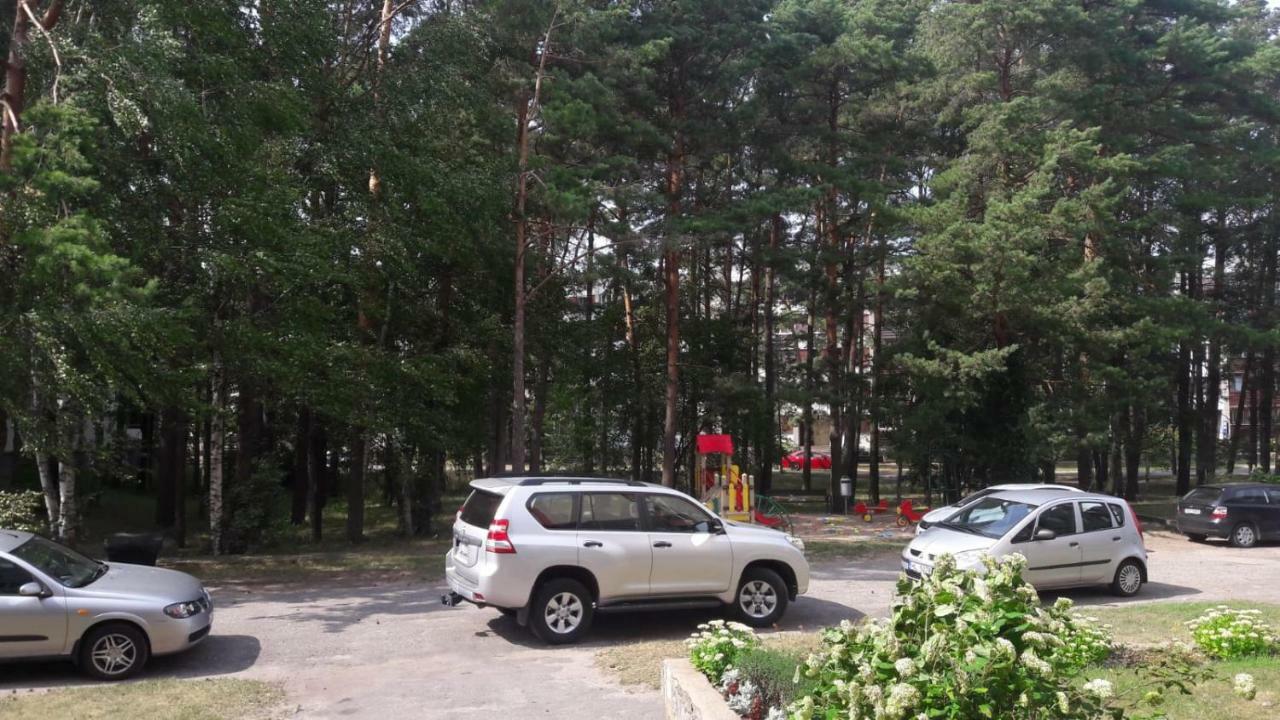 Квартира В Юрмале Jūrkalne Esterno foto